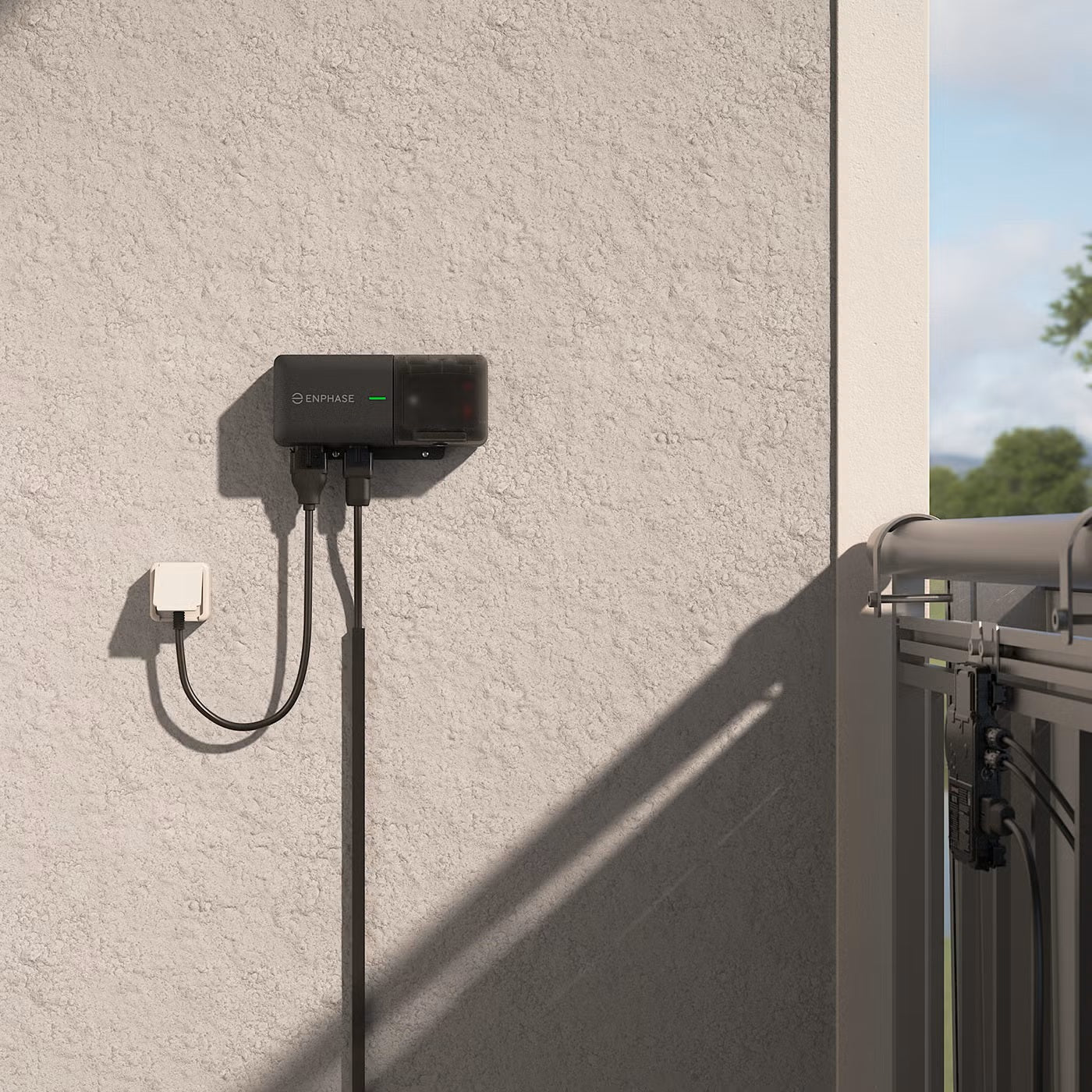 Enphase IQ Balcony Solar Kit Wi - Fi + Cellular (CAT4) - Ecowatts.be