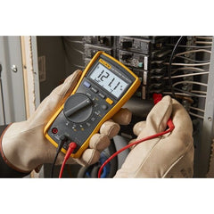 Fluke 115 RMS multimeter