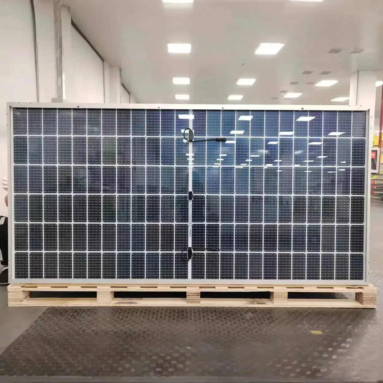 JA Solar N-type 600Wp Bifacial Glass Glass