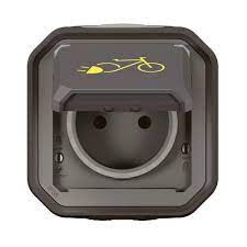 Legrand Plexo contactdoos fietsoplader compleet IP55 antraciet - Ecowatts.be