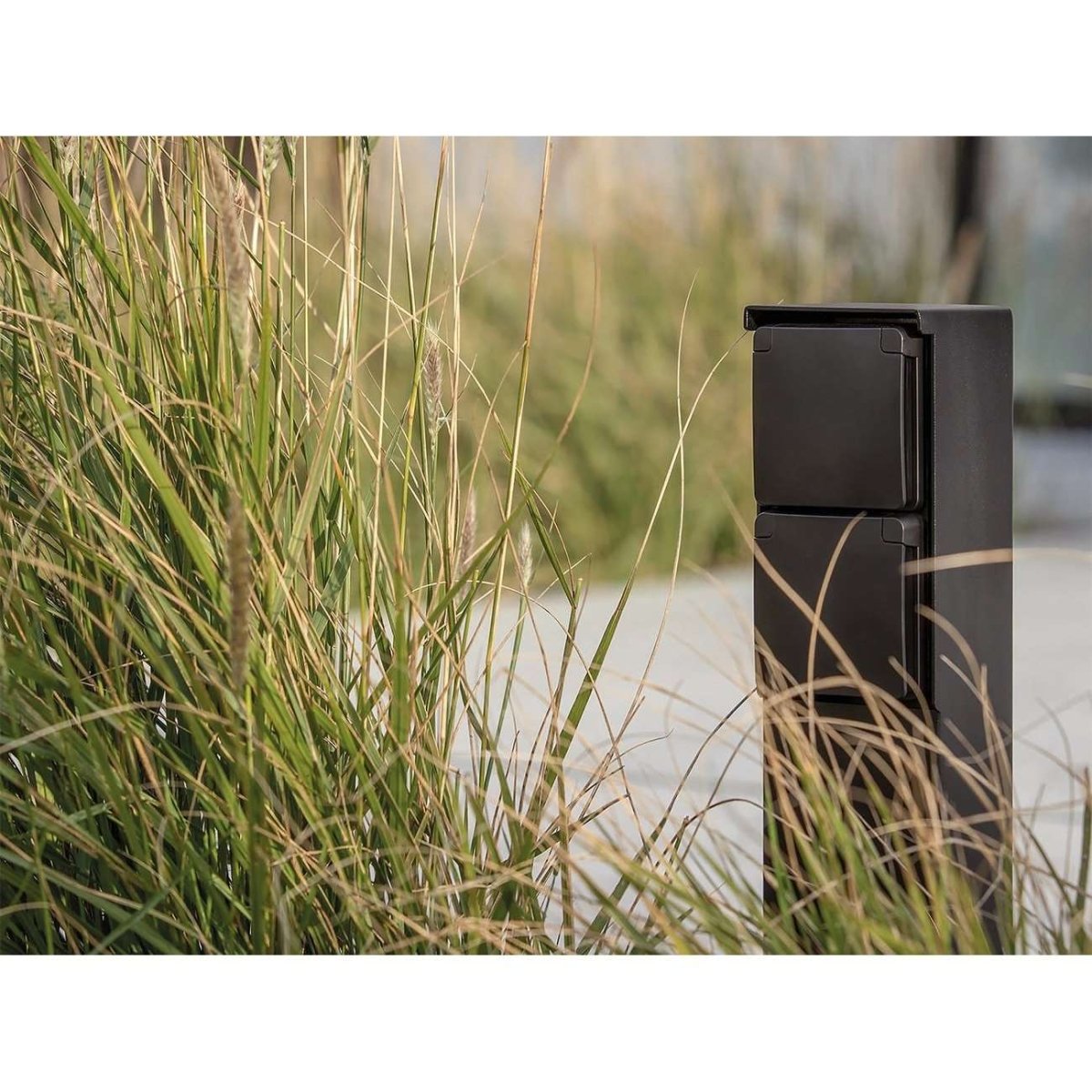 Niko tuinpaal met grondpin voor twee Niko Hydro functies, zwart - Ecowatts.be